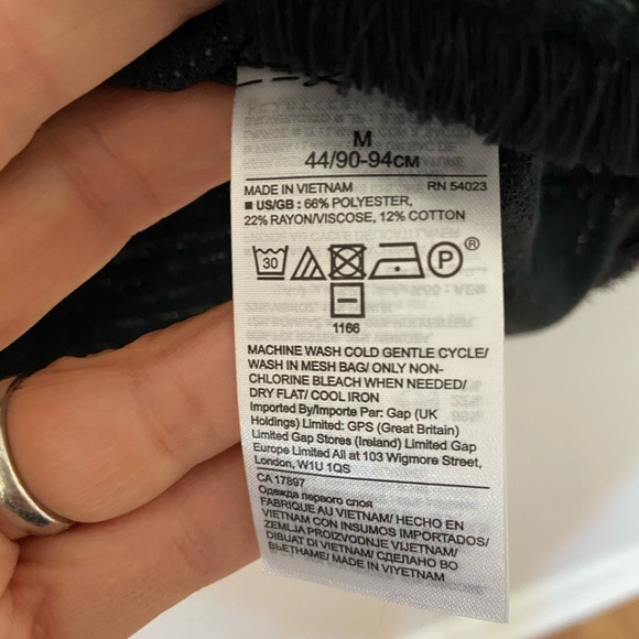 Banana Republic fringe trimmed striped shell - Picture 5 of 6